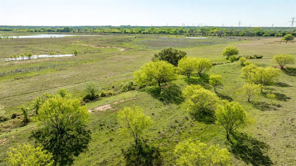 FM 2114 Clifton, TX 76634