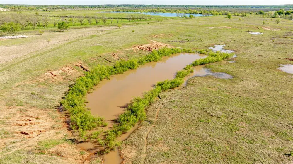 FM 2114 Clifton, TX 76634