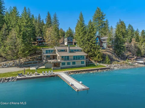2537 Lakeshore Drive