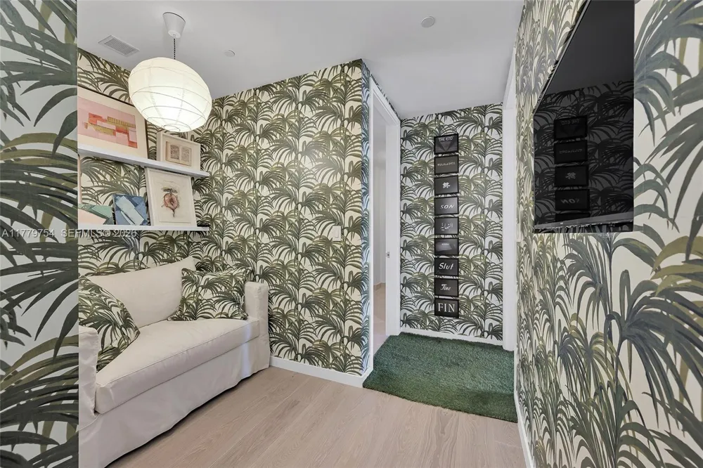 1425 Brickell Ave #61E Miami, FL 33131