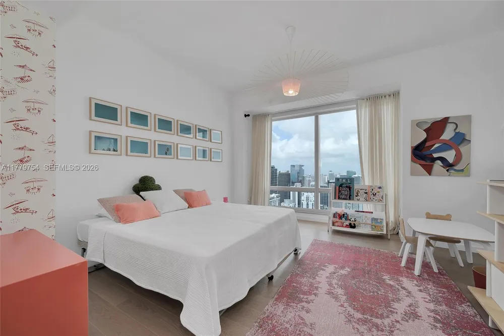 1425 Brickell Ave #61E Miami, FL 33131