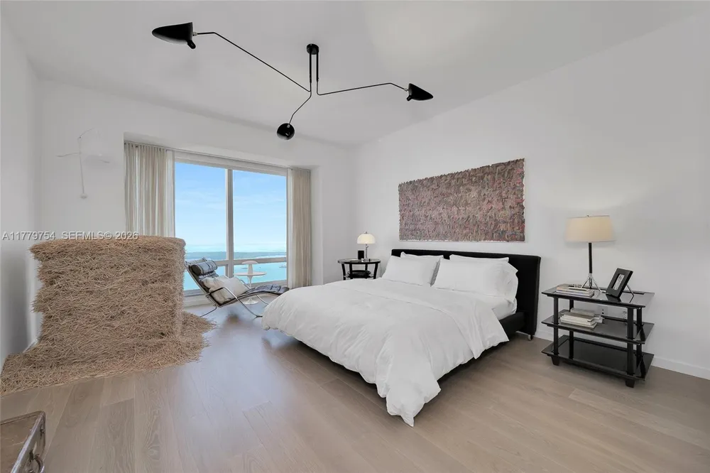 1425 Brickell Ave #61E Miami, FL 33131