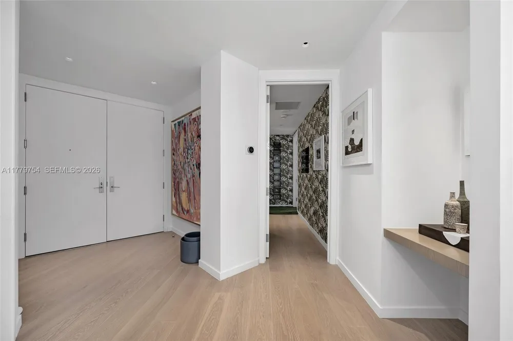 1425 Brickell Ave #61E Miami, FL 33131