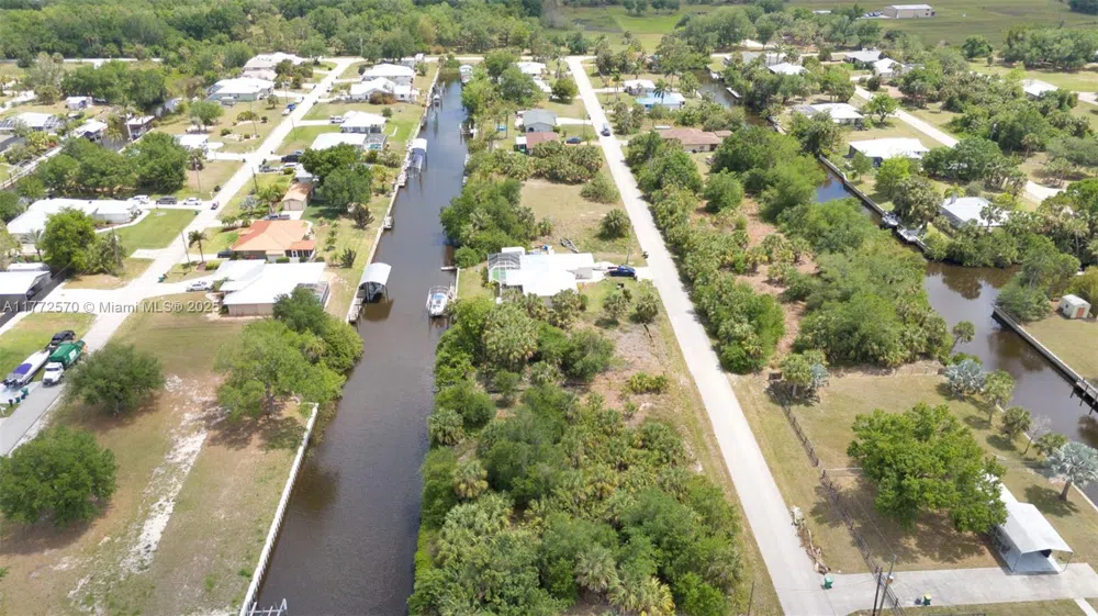 28450 Sabal Palm Dr Punta Gorda, FL 33982