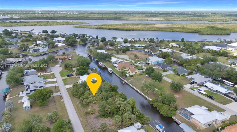 28450 Sabal Palm Dr Punta Gorda, FL 33982