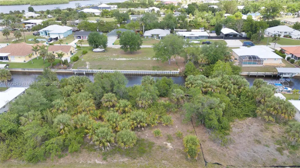 28450 Sabal Palm Dr Punta Gorda, FL 33982