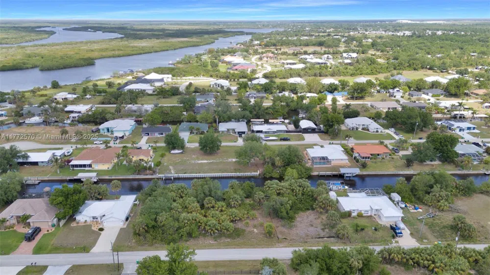 28450 Sabal Palm Dr Punta Gorda, FL 33982