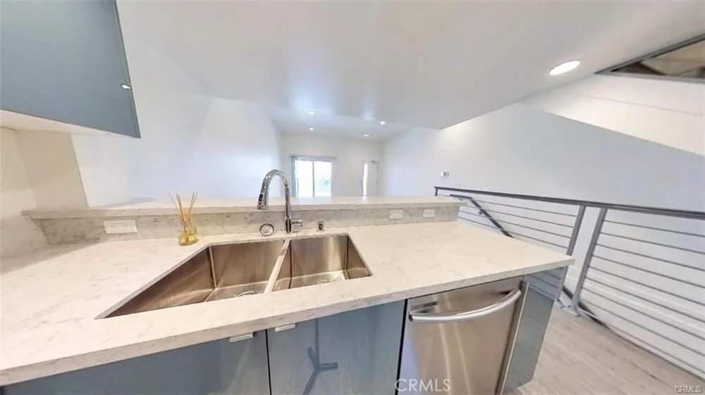 4461 Tujunga Avenue #102 Studio City, CA 91602