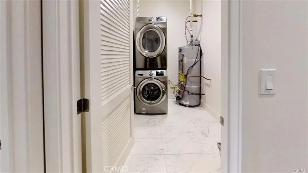 4461 Tujunga Avenue #102 Studio City, CA 91602