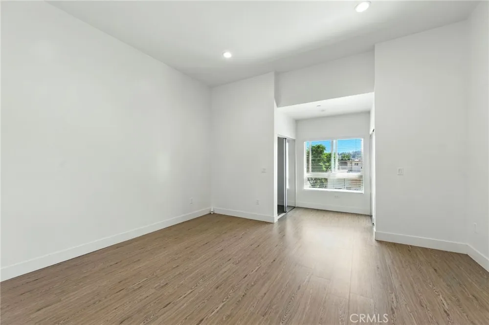 4461 Tujunga Avenue #102 Studio City, CA 91602