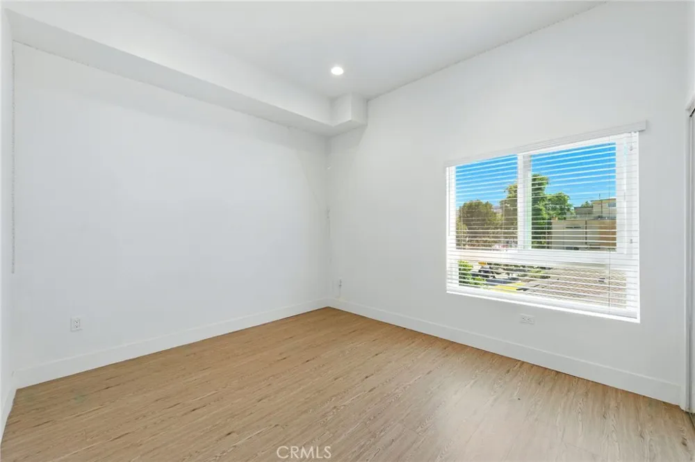 4461 Tujunga Avenue #102 Studio City, CA 91602