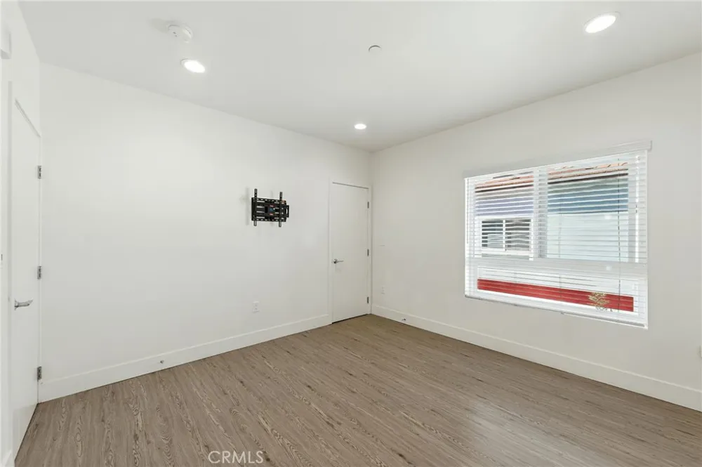 4461 Tujunga Avenue #102 Studio City, CA 91602