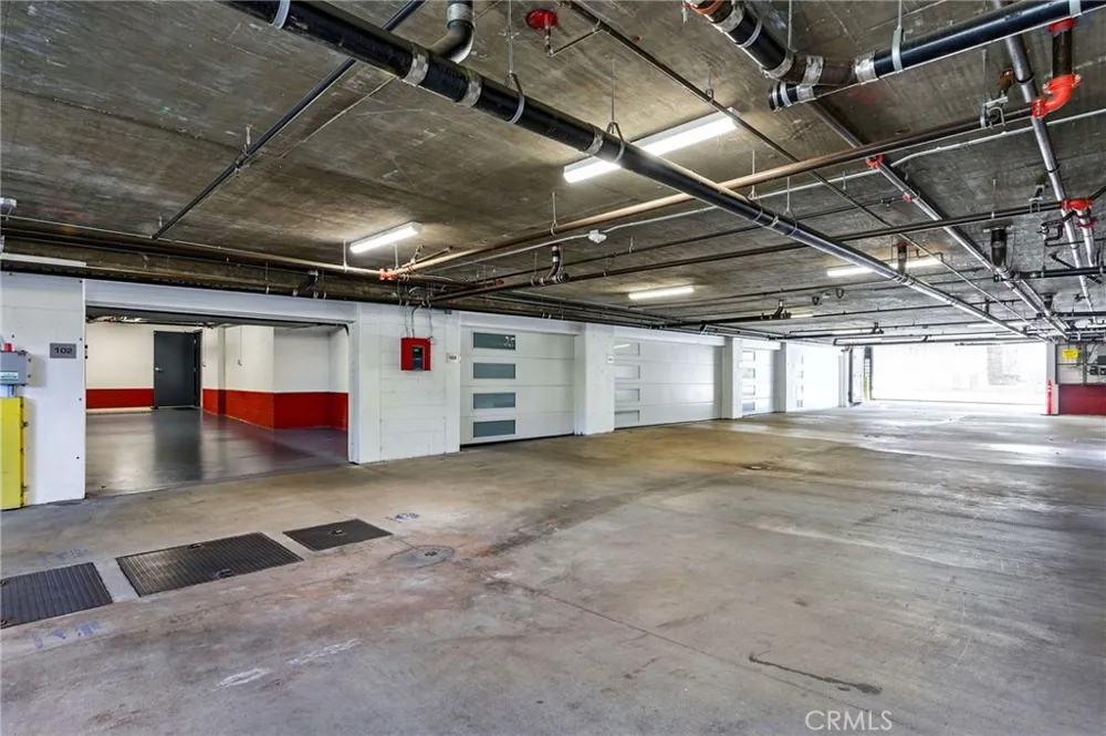 4461 Tujunga Avenue #102 Studio City, CA 91602