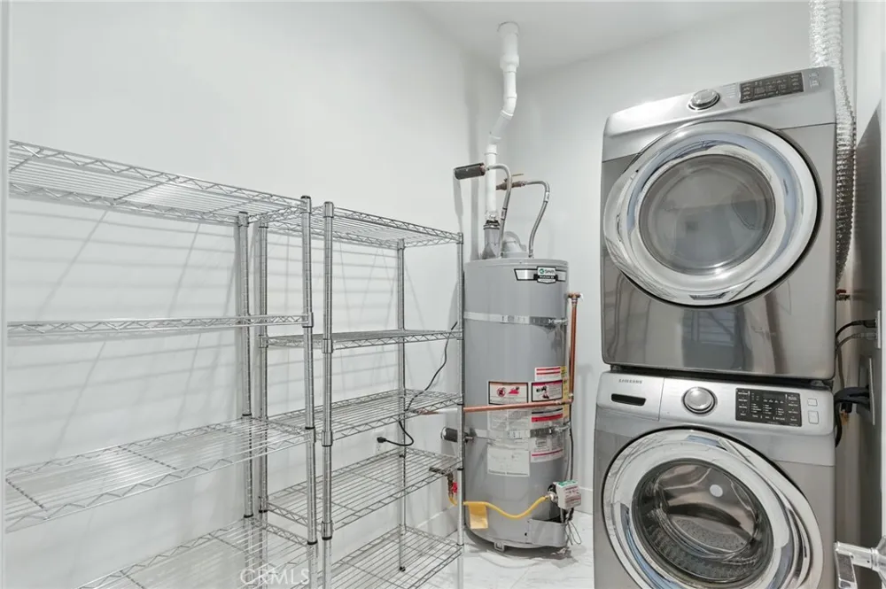 4461 Tujunga Avenue #102 Studio City, CA 91602