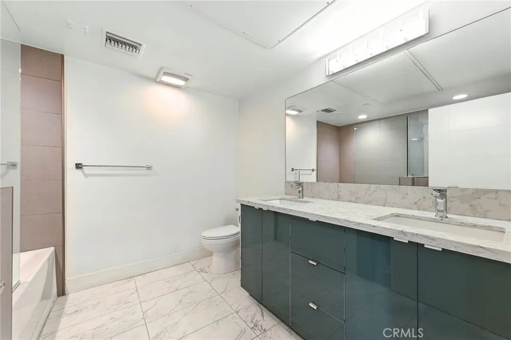4461 Tujunga Avenue #102 Studio City, CA 91602