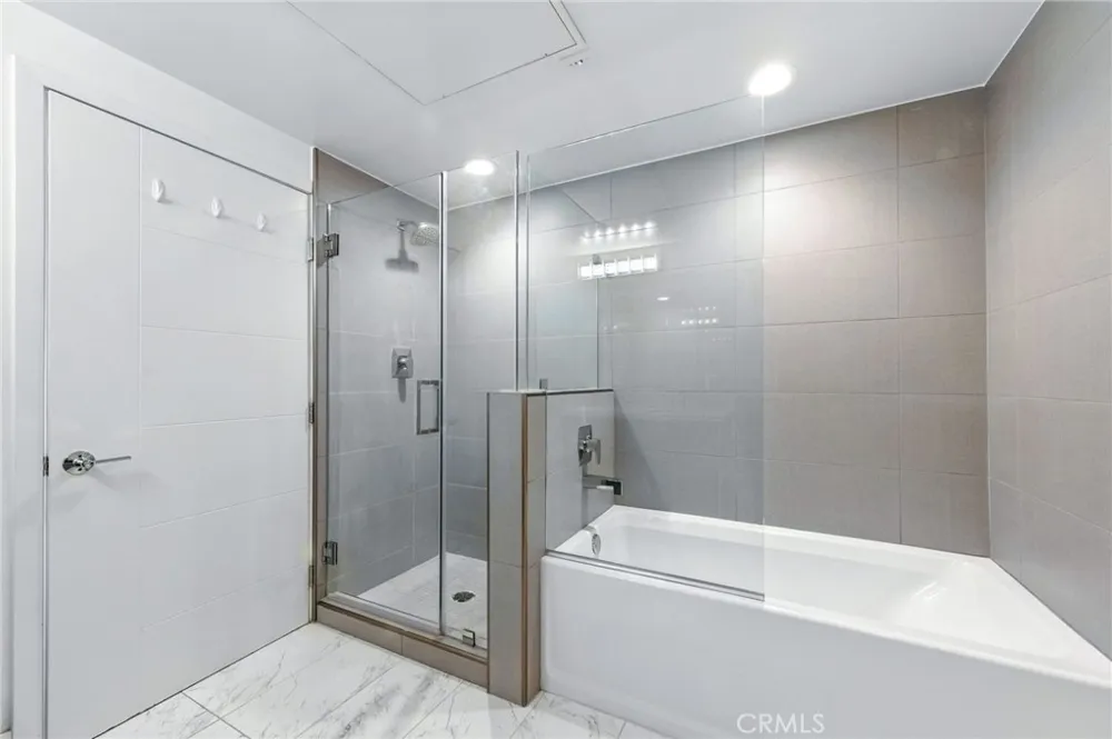 4461 Tujunga Avenue #102 Studio City, CA 91602