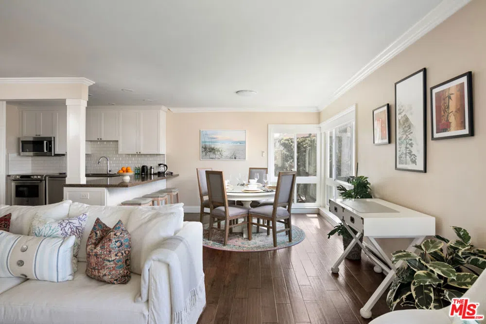 245 Coast Boulevard #A2 La Jolla, CA 92037