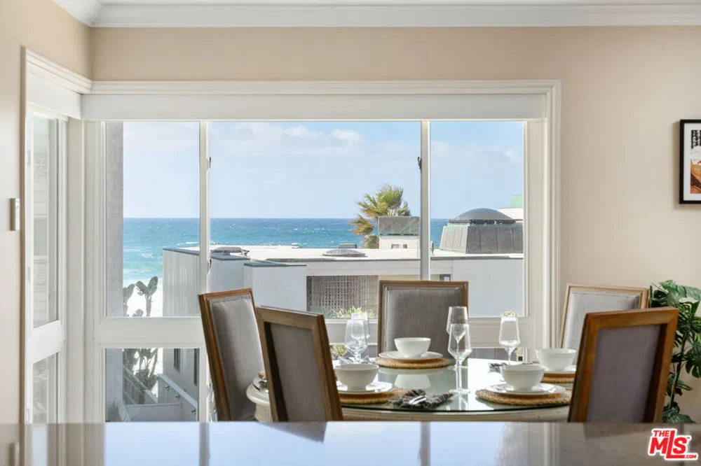 245 Coast Boulevard #A2 La Jolla, CA 92037