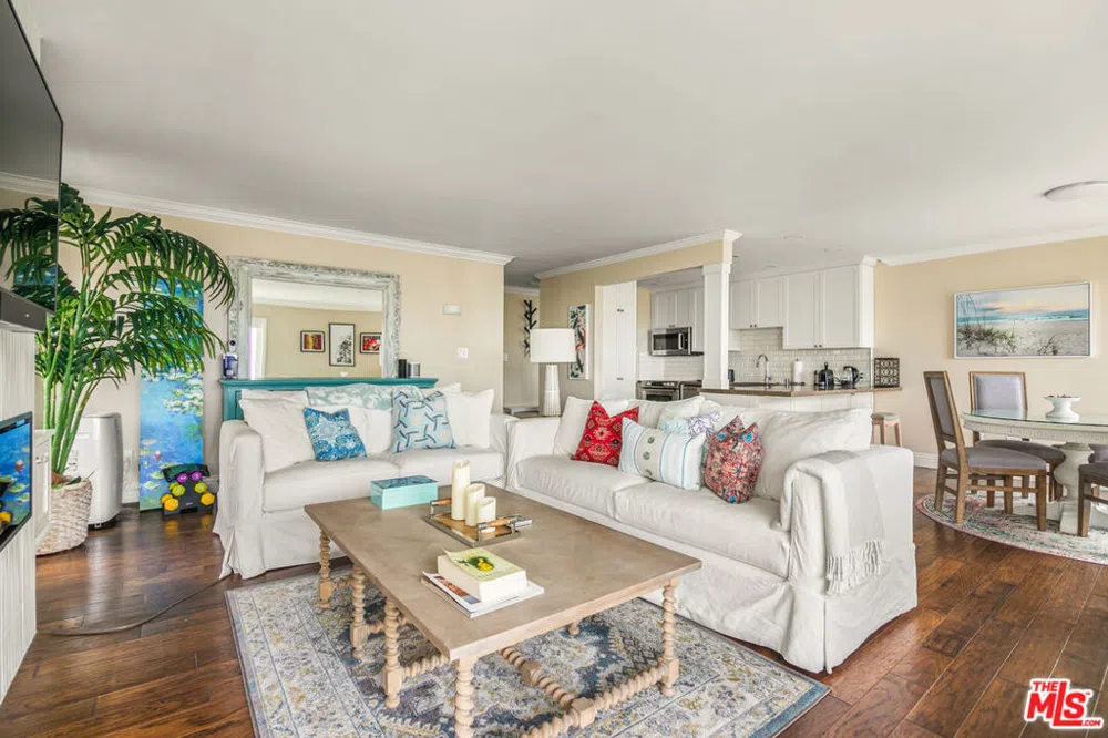 245 Coast Boulevard #A2 La Jolla, CA 92037