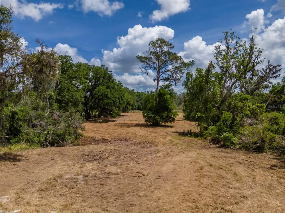 5106 BELL SHOALS ROAD Valrico, FL 33596