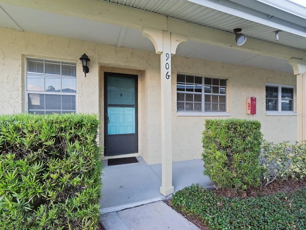 2465 NORTHSIDE DRIVE #906 Clearwater, FL 33761
