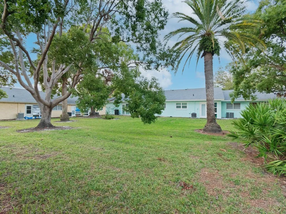 2465 NORTHSIDE DRIVE #906 Clearwater, FL 33761