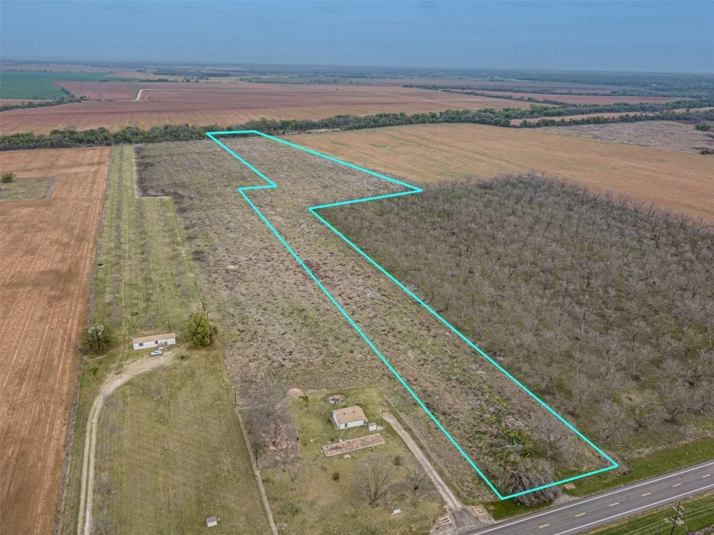 909 FM 712 Marlin, TX 76661