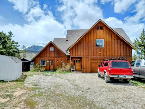 565 Tanglewood Lane