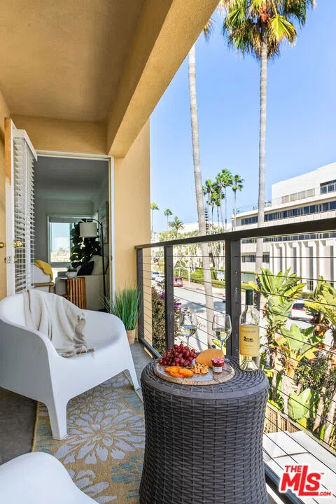457 Coast Boulevard #403 La Jolla, CA 92037