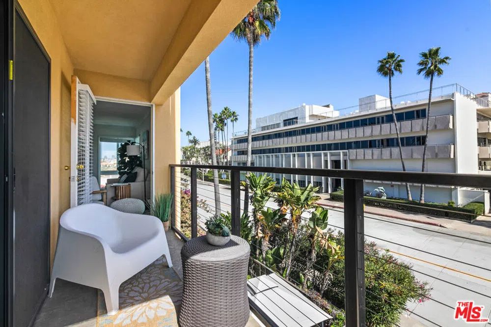 457 Coast Boulevard #403 La Jolla, CA 92037