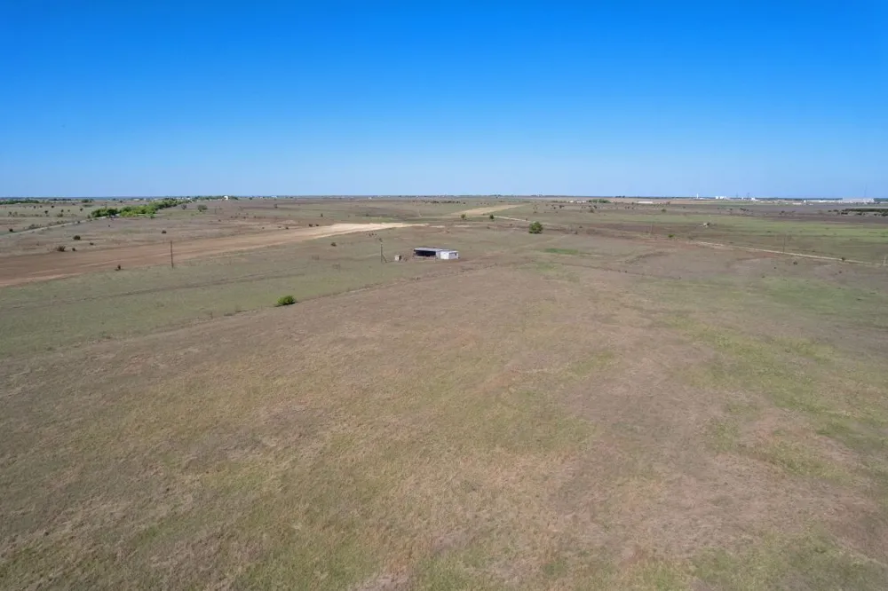 46 County Road 211 Florence, TX 76527