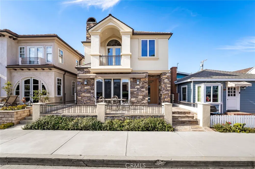 119 Opal Avenue Newport Beach, CA 92662