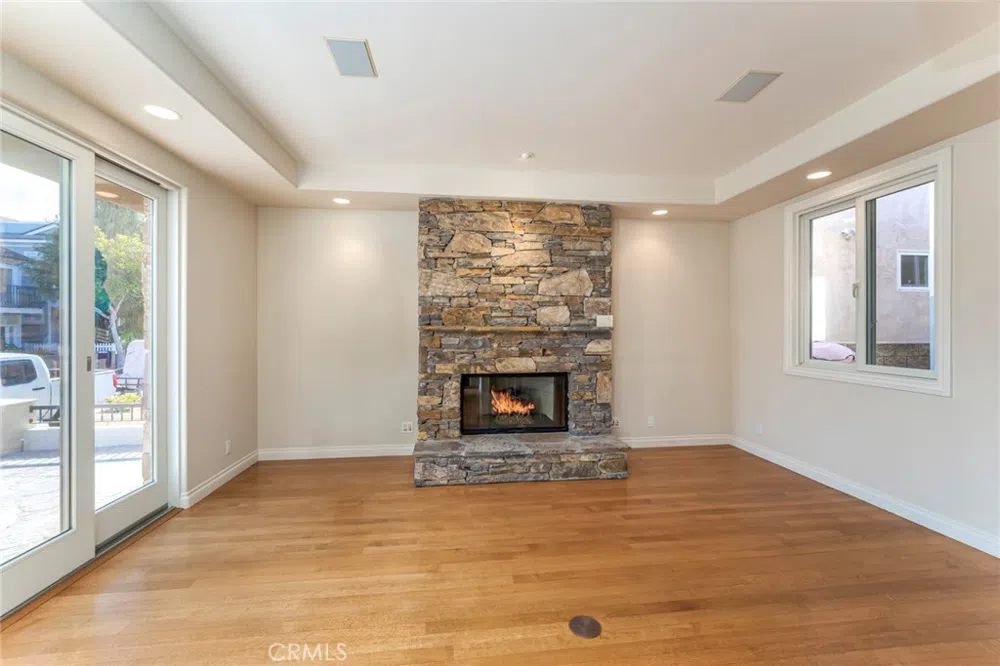 119 Opal Avenue Newport Beach, CA 92662