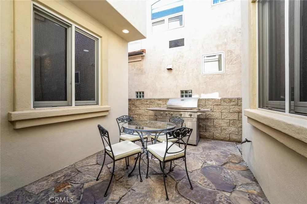 119 Opal Avenue Newport Beach, CA 92662