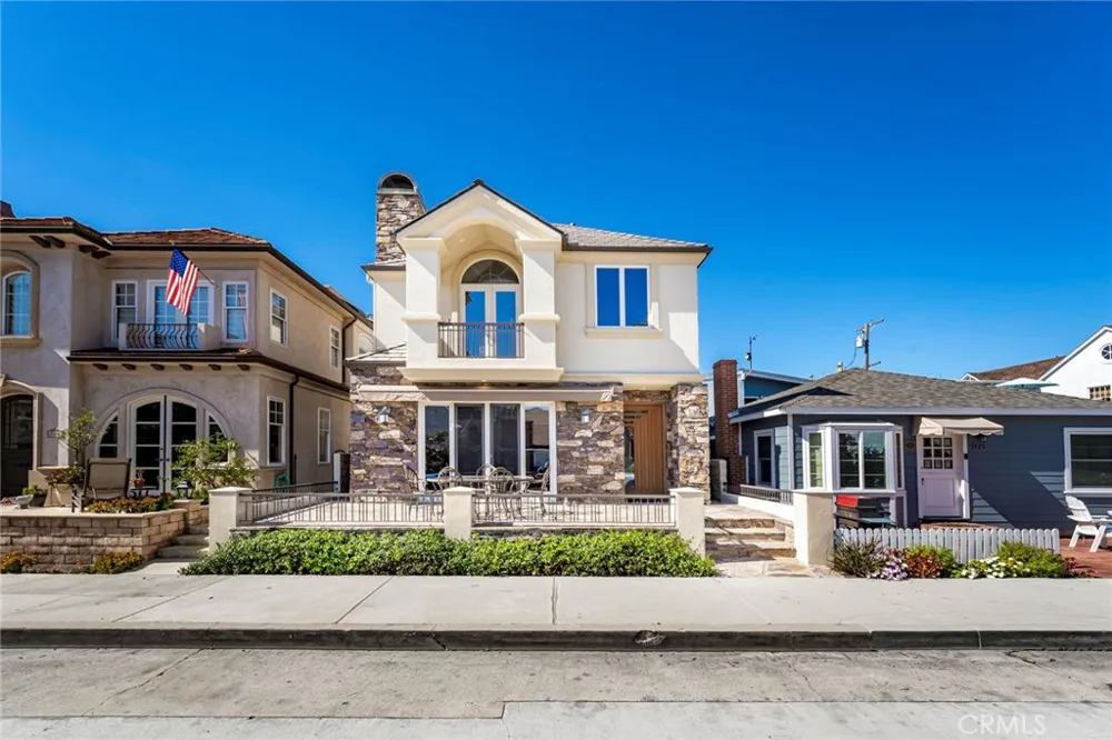 119 Opal Avenue Newport Beach, CA 92662