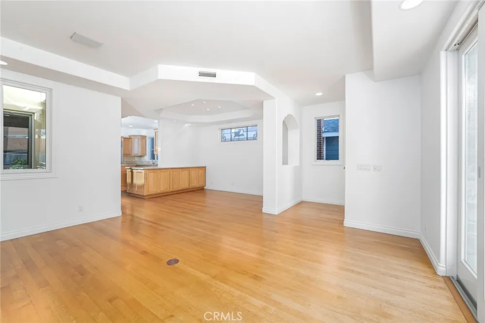 119 Opal Avenue Newport Beach, CA 92662