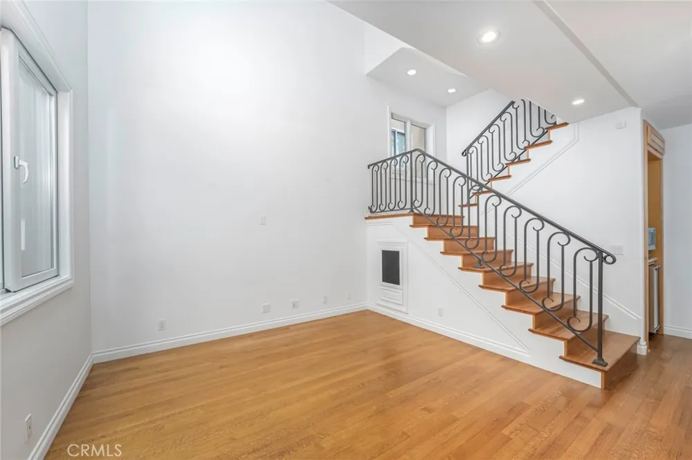 119 Opal Avenue Newport Beach, CA 92662