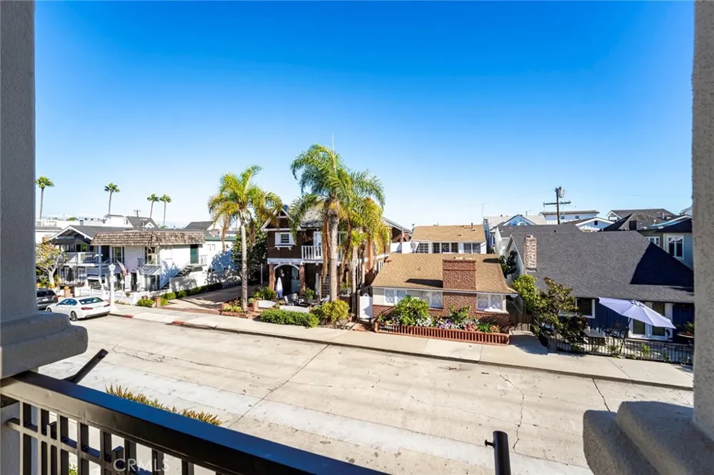 119 Opal Avenue Newport Beach, CA 92662