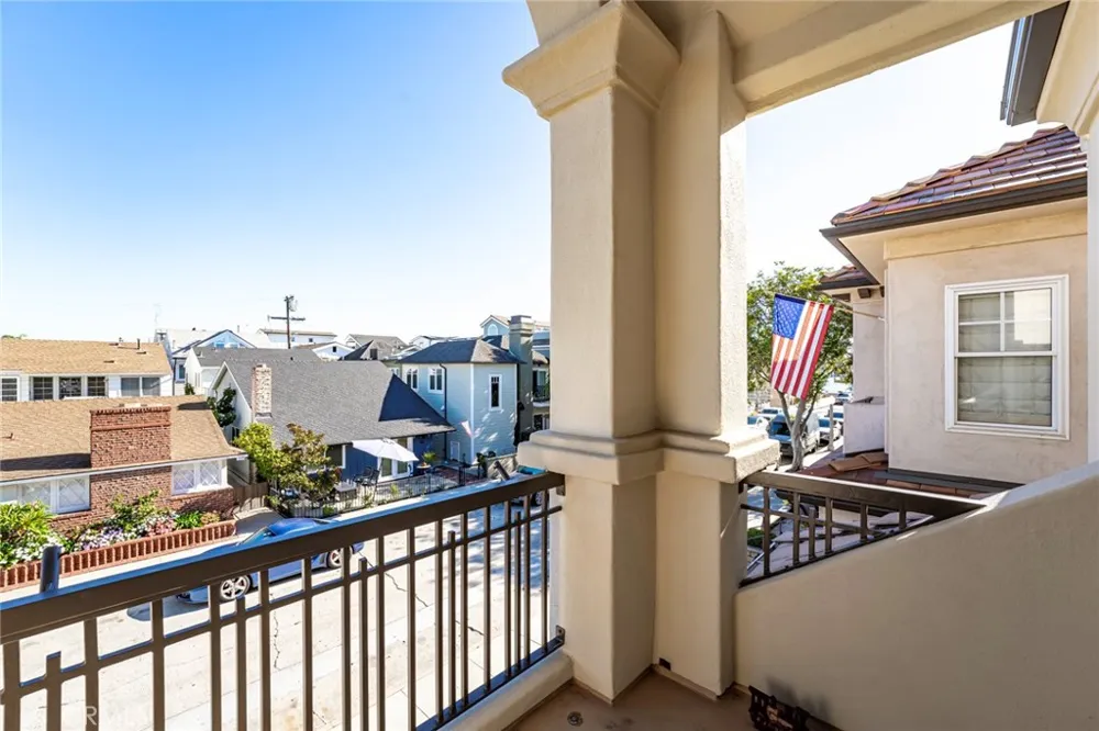 119 Opal Avenue Newport Beach, CA 92662