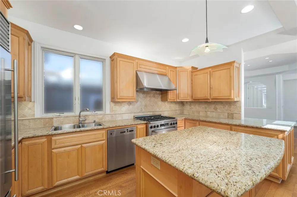 119 Opal Avenue Newport Beach, CA 92662