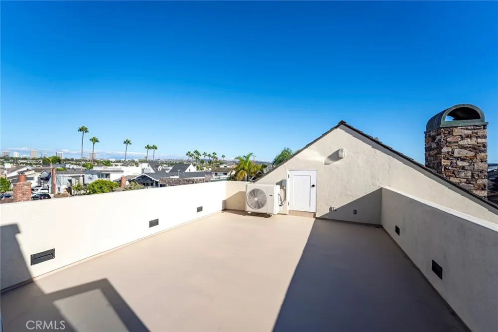 119 Opal Avenue Newport Beach, CA 92662