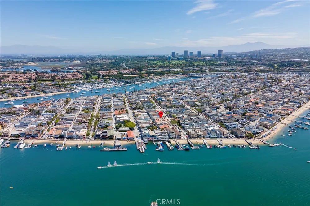 119 Opal Avenue Newport Beach, CA 92662