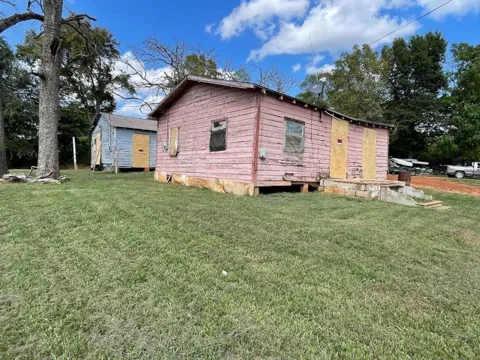 215 Maple Street