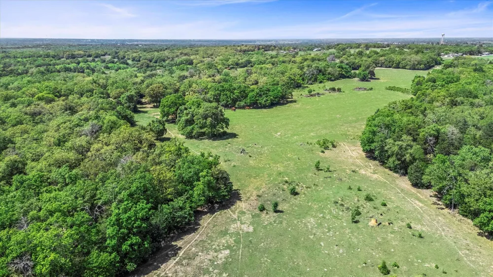 889 County Road 238 Cameron, TX 76520