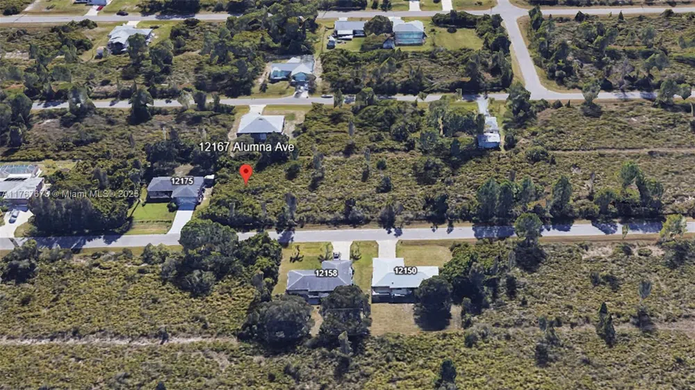 12167 Alumna Ave Port Charlotte, FL 33981
