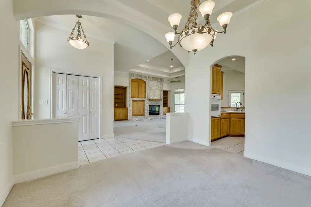 207 Flamingo Circle Highland Haven, TX 78654