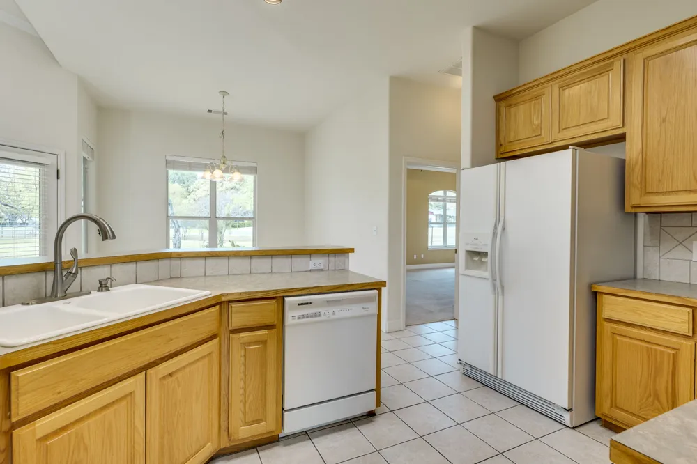 207 Flamingo Circle Highland Haven, TX 78654