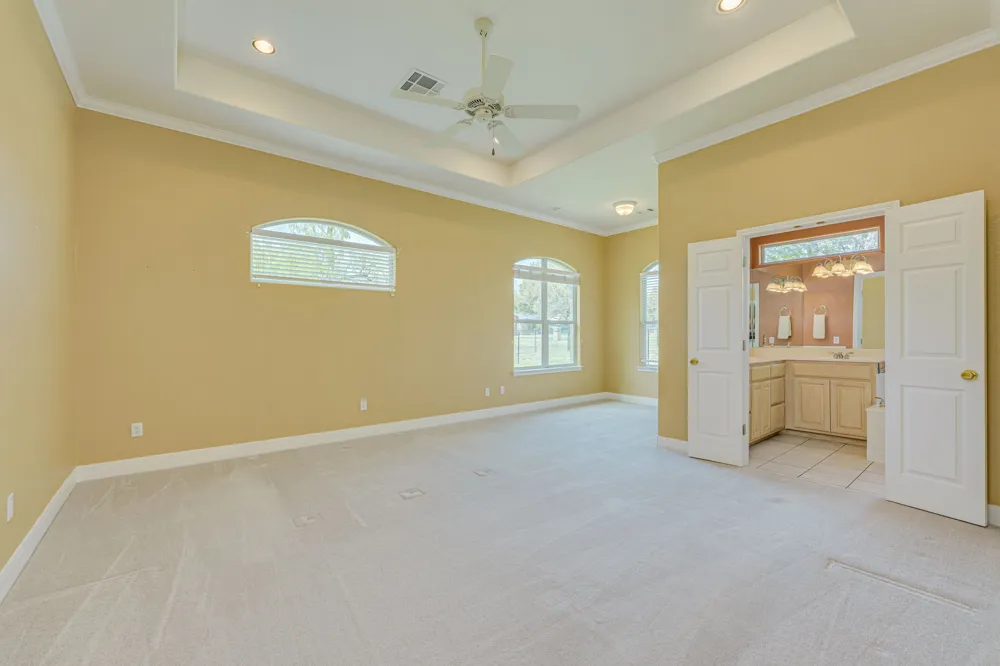 207 Flamingo Circle Highland Haven, TX 78654