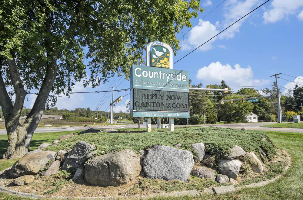 2963 Countryside Lane Jackson, MI 49203