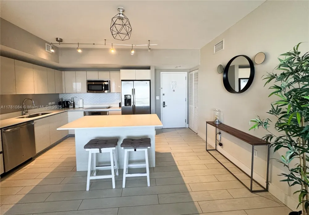 2600 E Hallandale Beach Blvd #T3208 Hallandale Beach, FL 33009
